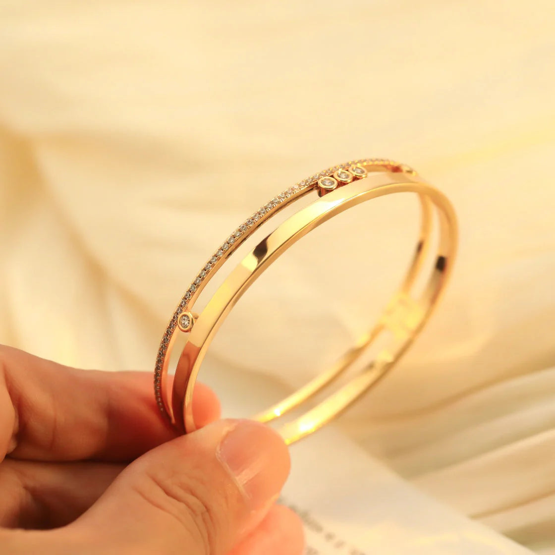 [Ornora Jewelry]Move Romane Diamond Bangle Bracelet