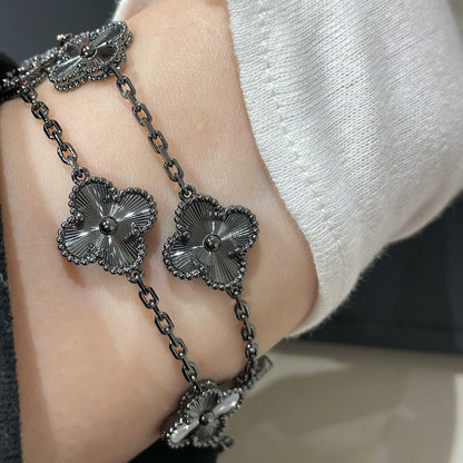 [Ornora Jewelry]CLOVER 5 MOTIF BLACK BRACELET