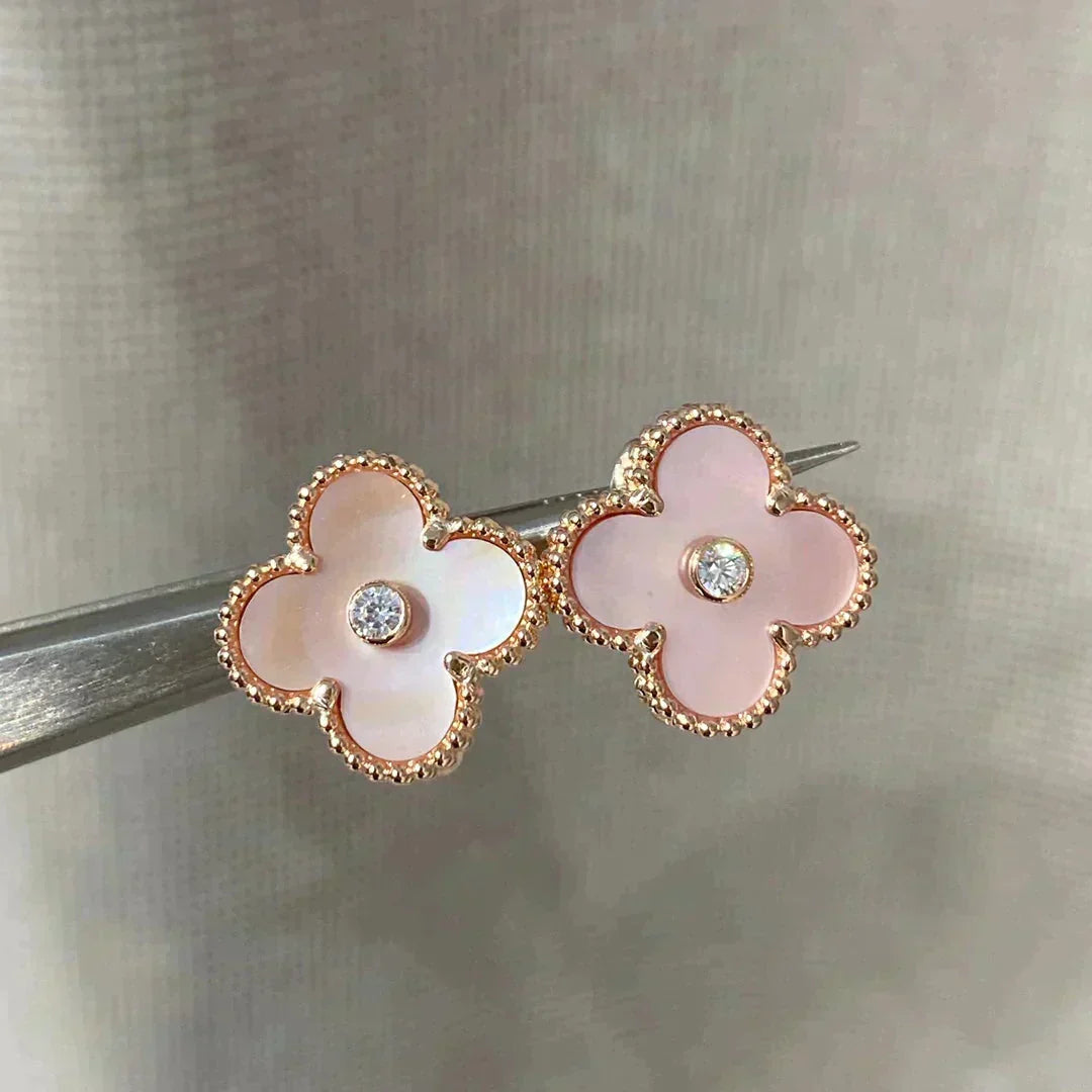 [Ornora Jewelry]CLOVER MEDIUM 1 MOTIFS  PINK MOP DIAMOND EARRINGS