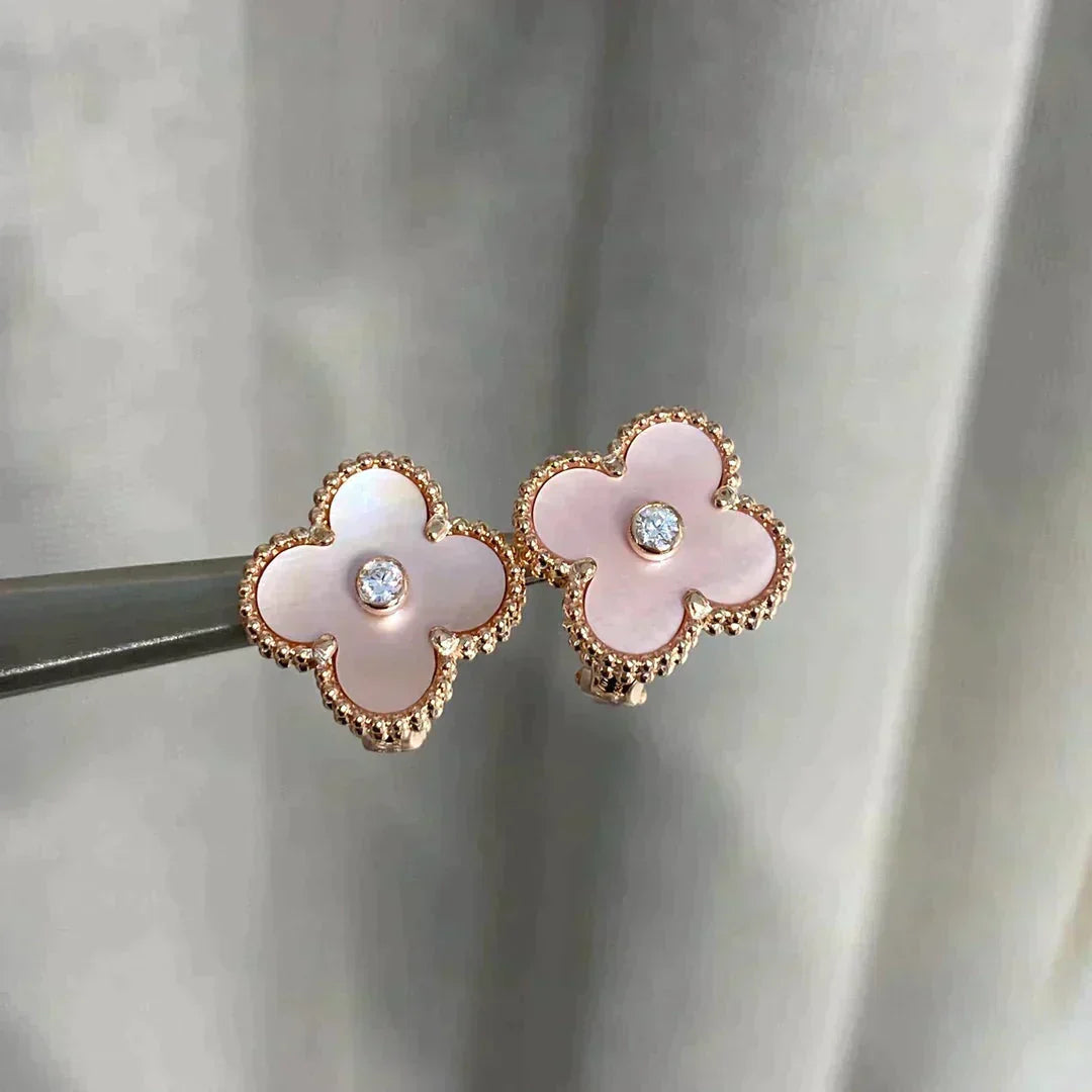 [Ornora Jewelry]CLOVER MEDIUM 1 MOTIFS  PINK MOP DIAMOND EARRINGS