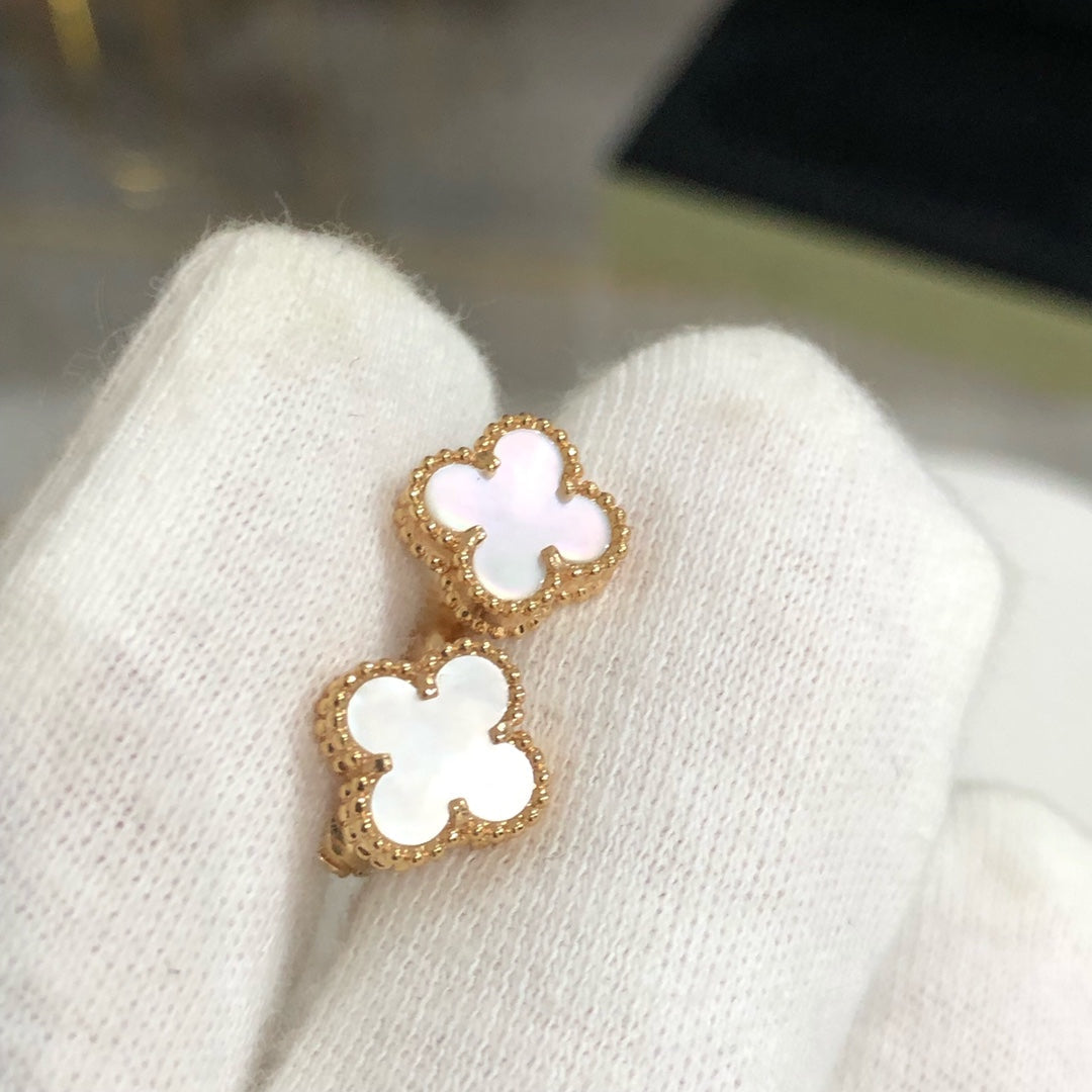 [Ornora Jewelry]CLOVER MINI GOLD EARRINGS
