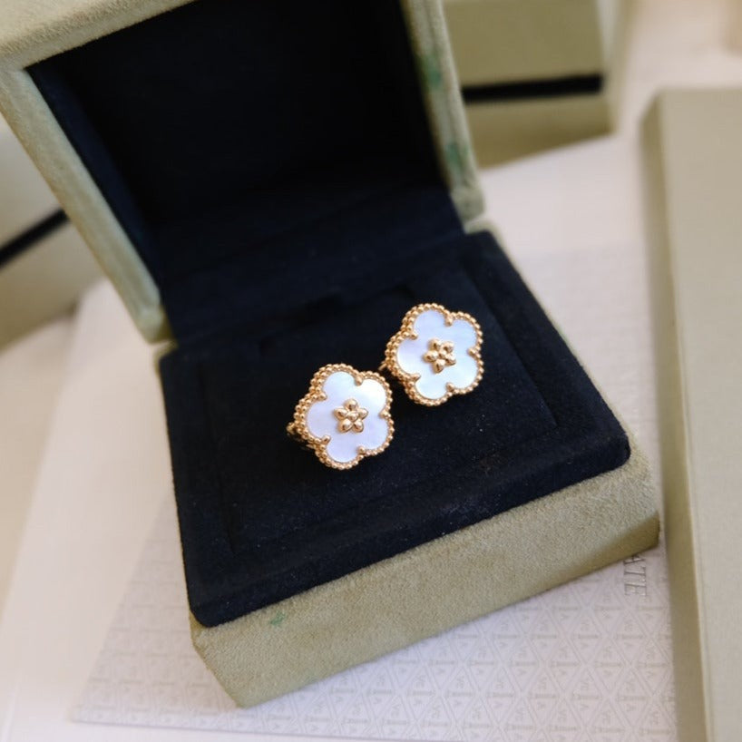 [Ornora Jewelry]LUCKY PINK GOLD WHITE MOP EARRINGS