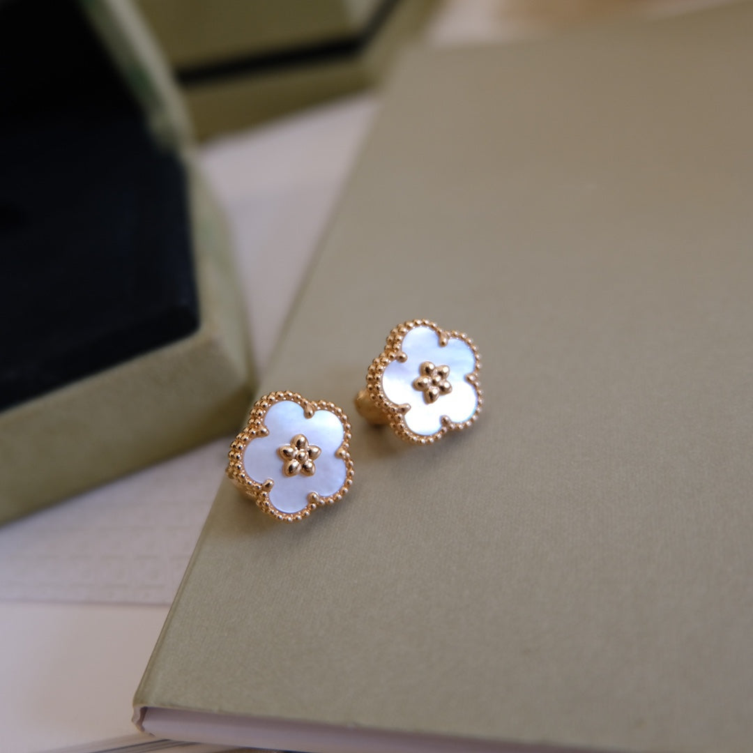 [Ornora Jewelry]LUCKY PINK GOLD WHITE MOP EARRINGS