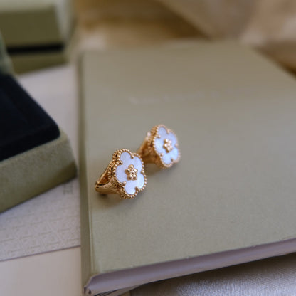 [Ornora Jewelry]LUCKY PINK GOLD WHITE MOP EARRINGS