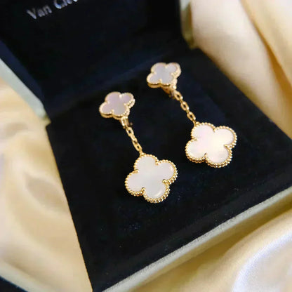 [Ornora Jewelry]CLOVER 2 MOTIF WHITE MOP EARRINGS