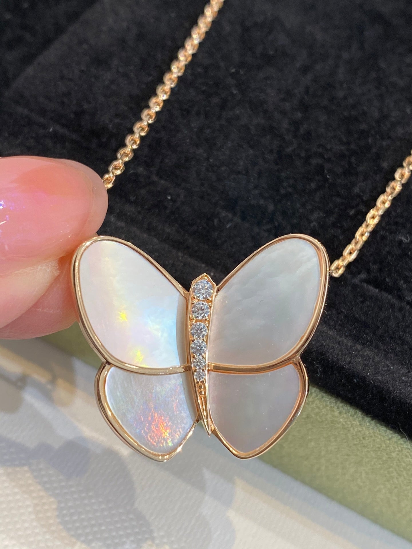 [Ornora Jewelry]BUTTERFLY GOLD MOP DIAMOND NECKLACE