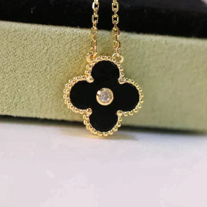 [Ornora Jewelry]CLOVER 15MM DIAMOND ONYX NECKLACE