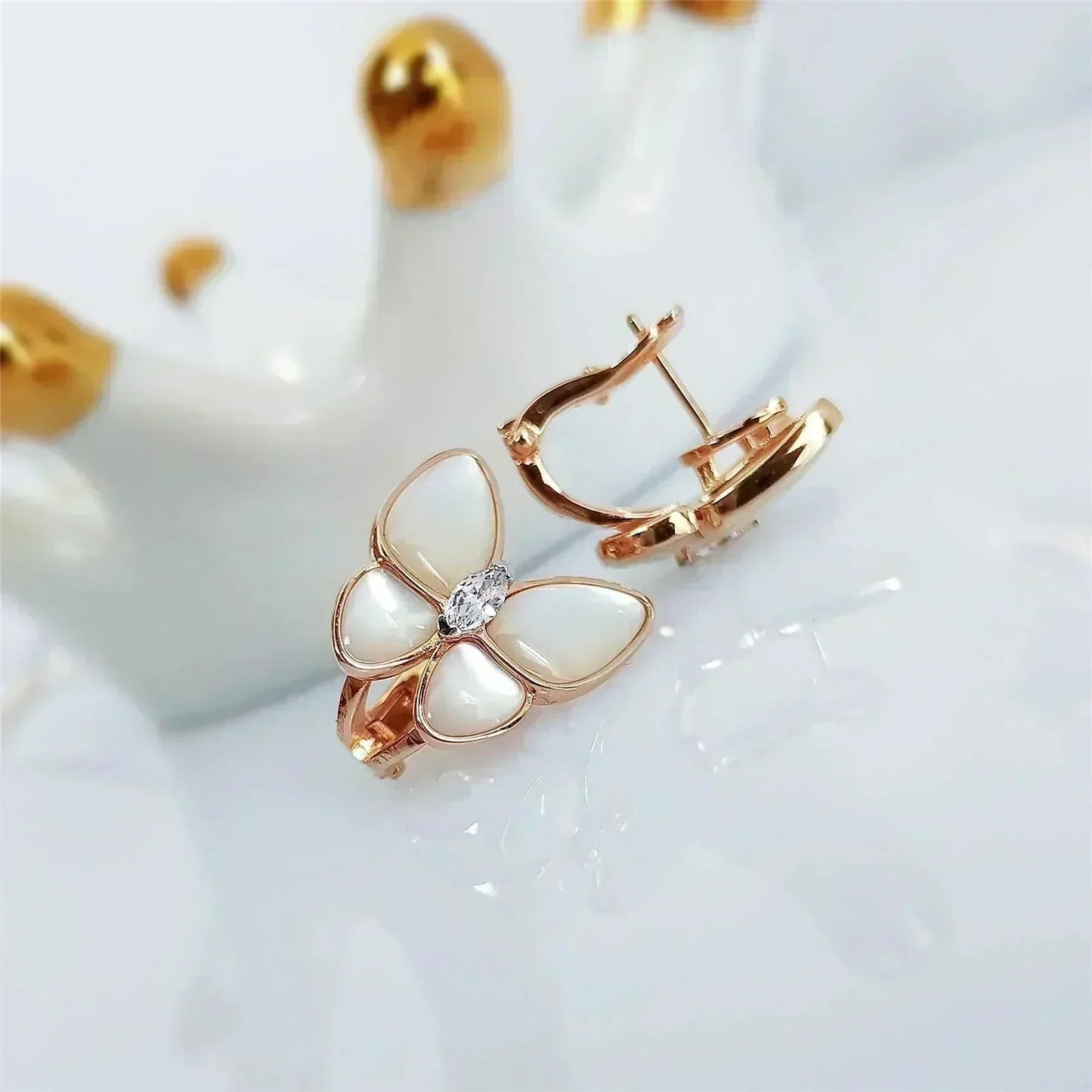[Ornora Jewelry]BUTTERFLY MOP DIAMOND EARRINGS