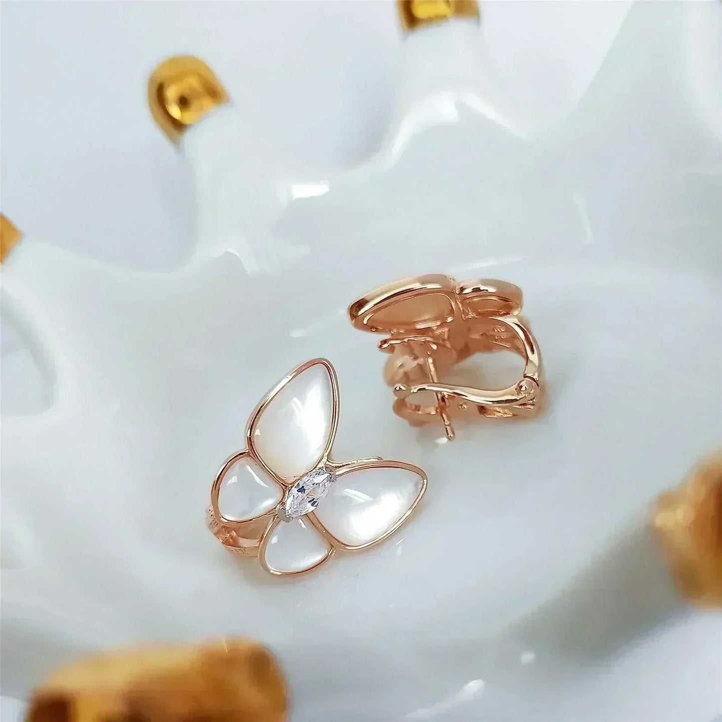 [Ornora Jewelry]BUTTERFLY MOP DIAMOND EARRINGS