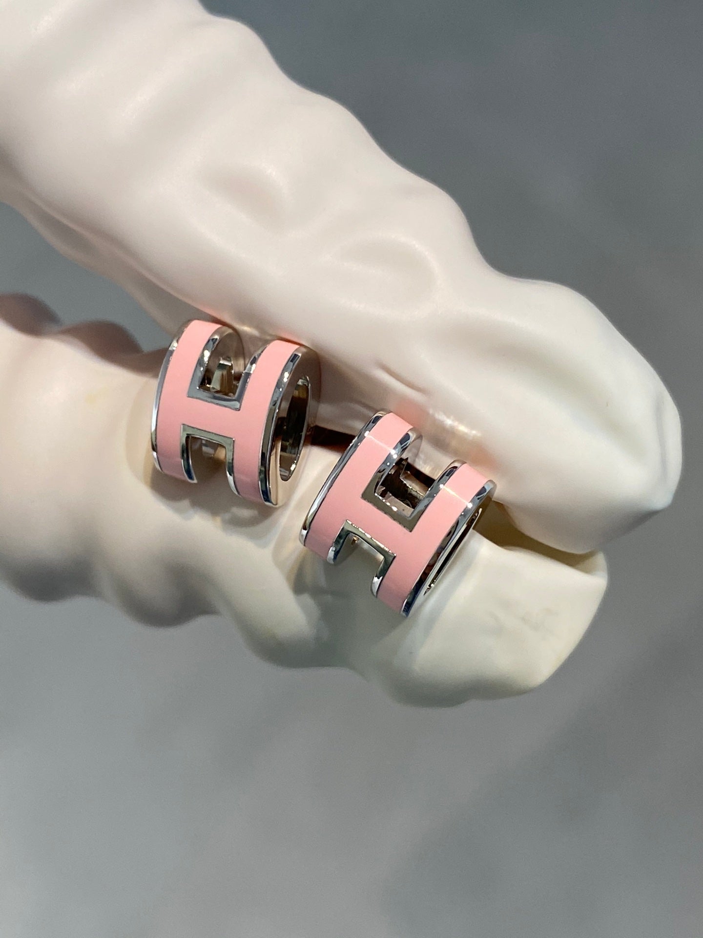 [Ornora Jewelry]MINI POP H SILVER EARRINGS PINK