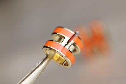 [Ornora Jewelry]MINI POP H EARRINGS ORANGE