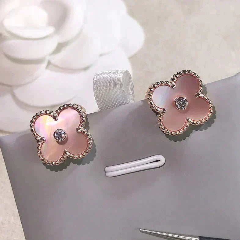 [Ornora Jewelry]CLOVER MEDIUM 1 MOTIFS  PINK MOP DIAMOND EARRINGS