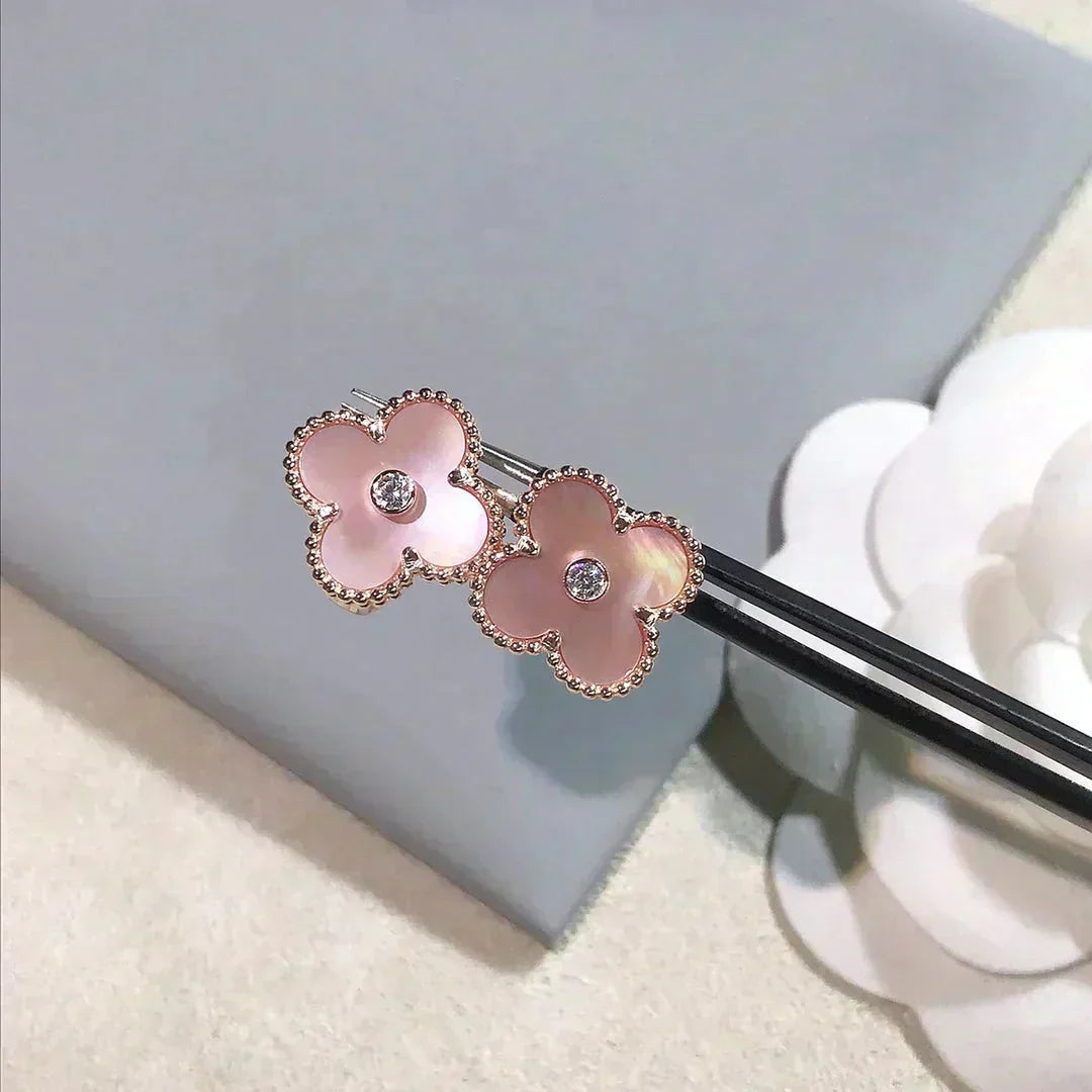 [Ornora Jewelry]CLOVER MEDIUM 1 MOTIFS  PINK MOP DIAMOND EARRINGS