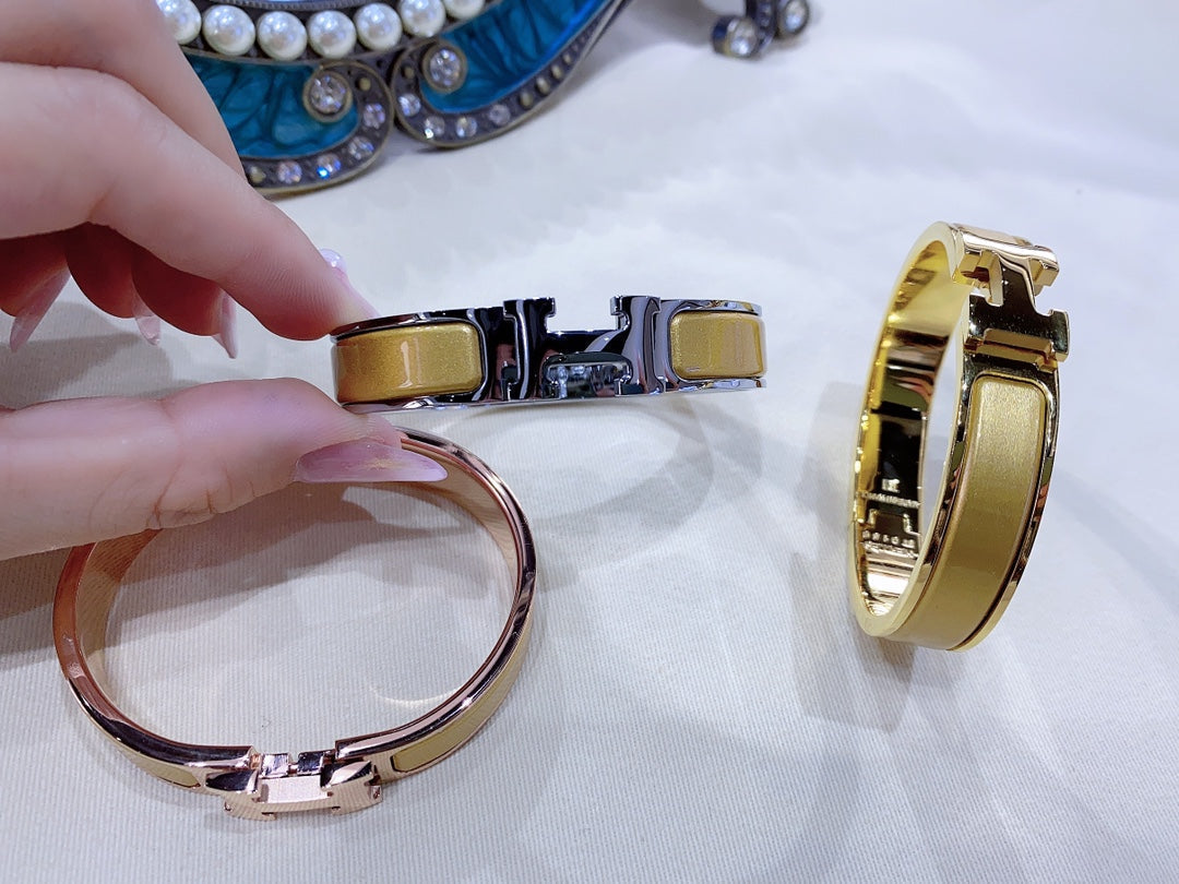 [Ornora Jewelry]H CHAMPAGNE BRACELET