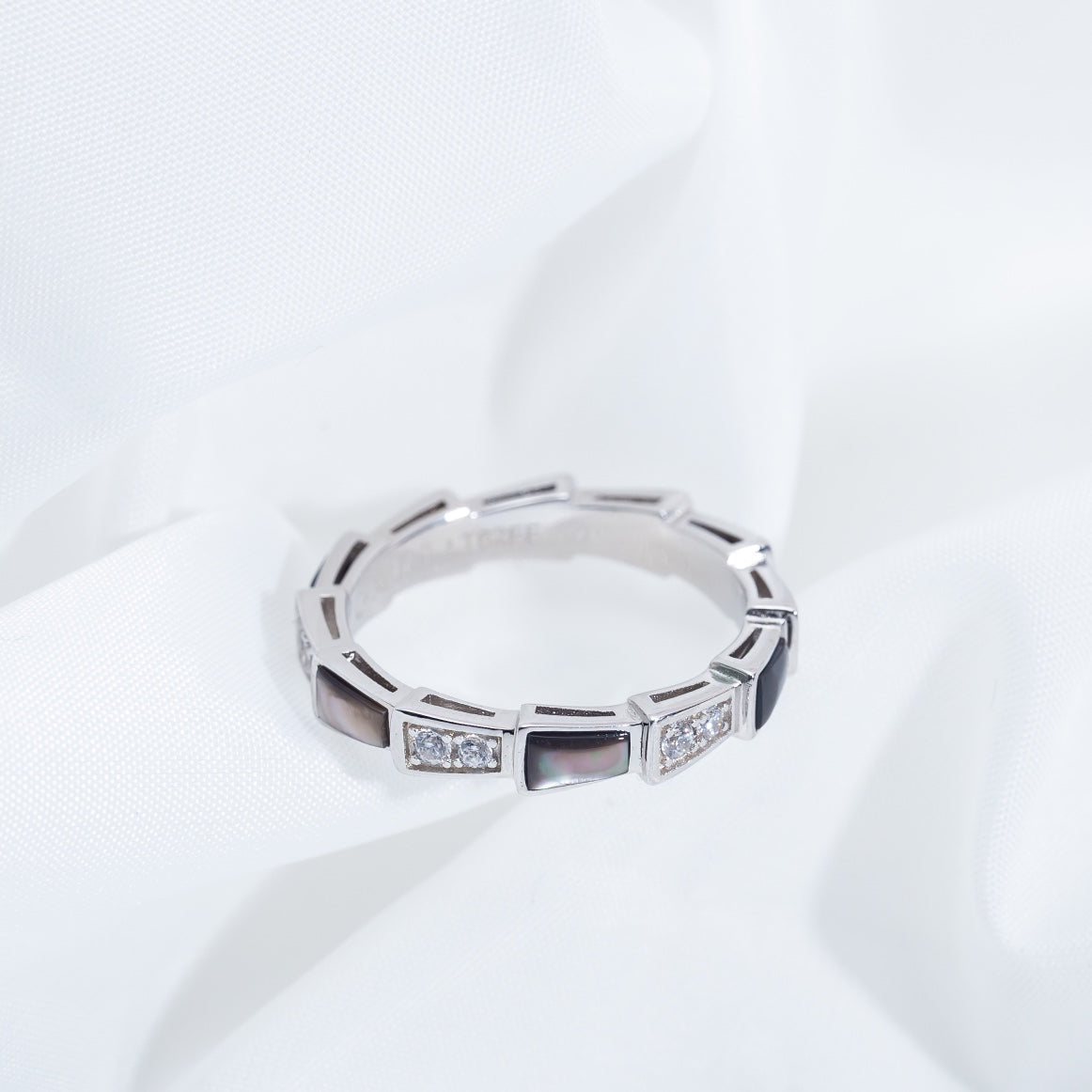 [Ornora Jewelry]SERPENTI RING SILVER  DIAMOND BLACK MOP 3MM
