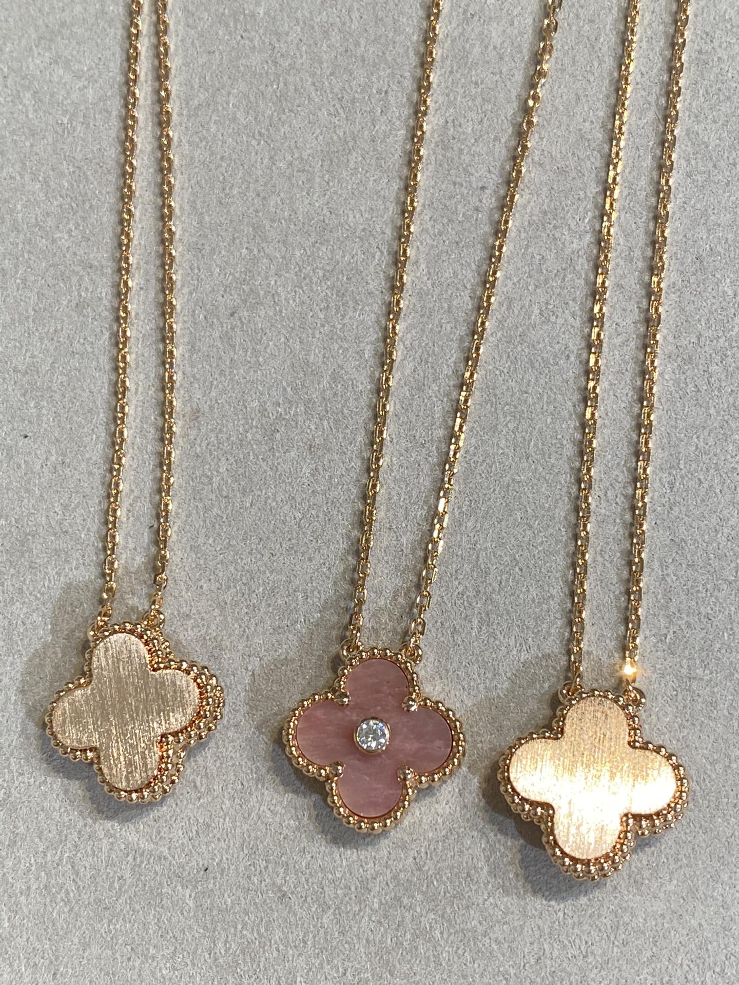 [Ornora Jewelry]CLOVER 15MM DIAMOND RHODONITE NECKLACE