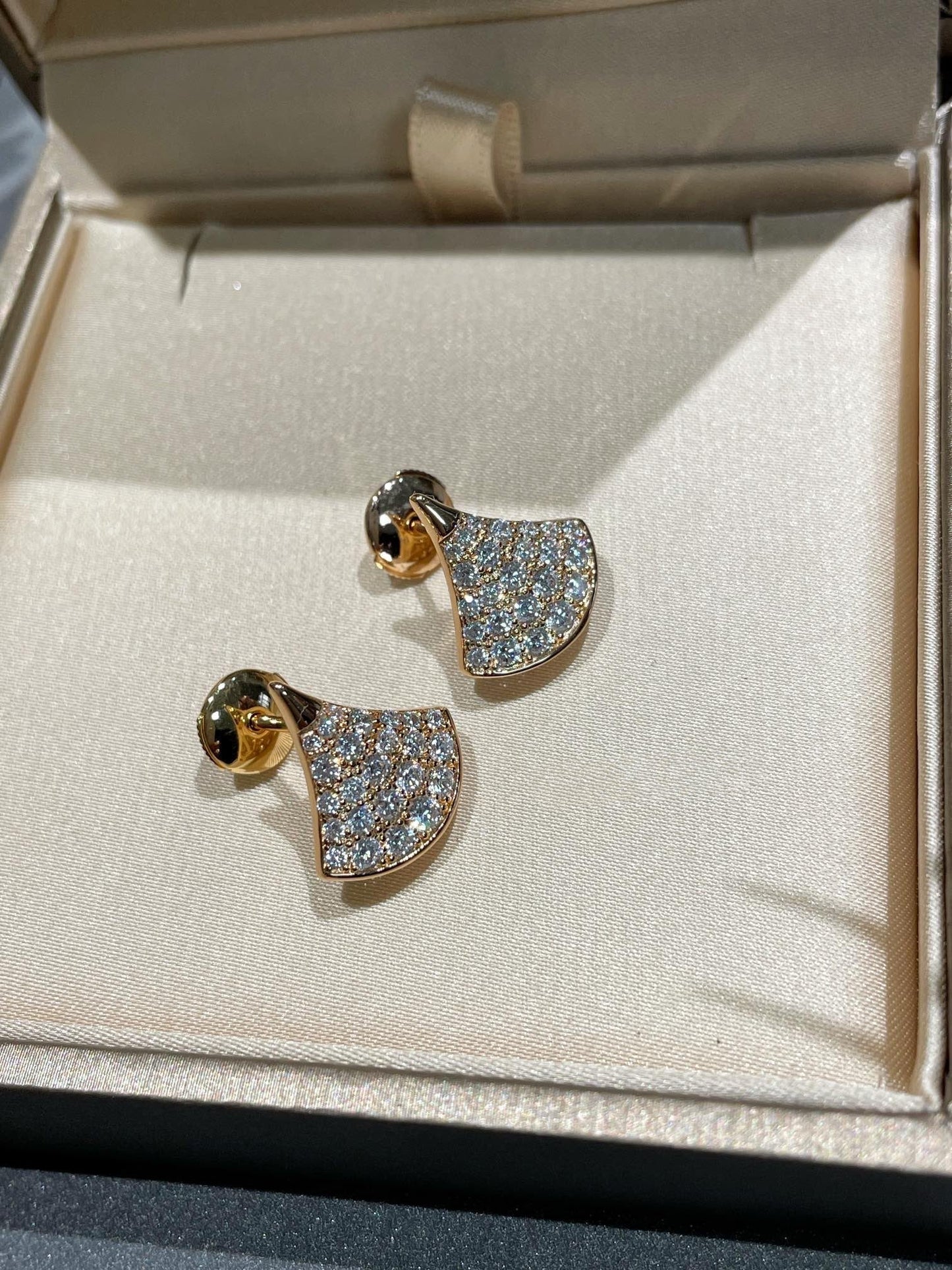 [Ornora Jewelry]DREAM STUD EARRINGS DIAMOND