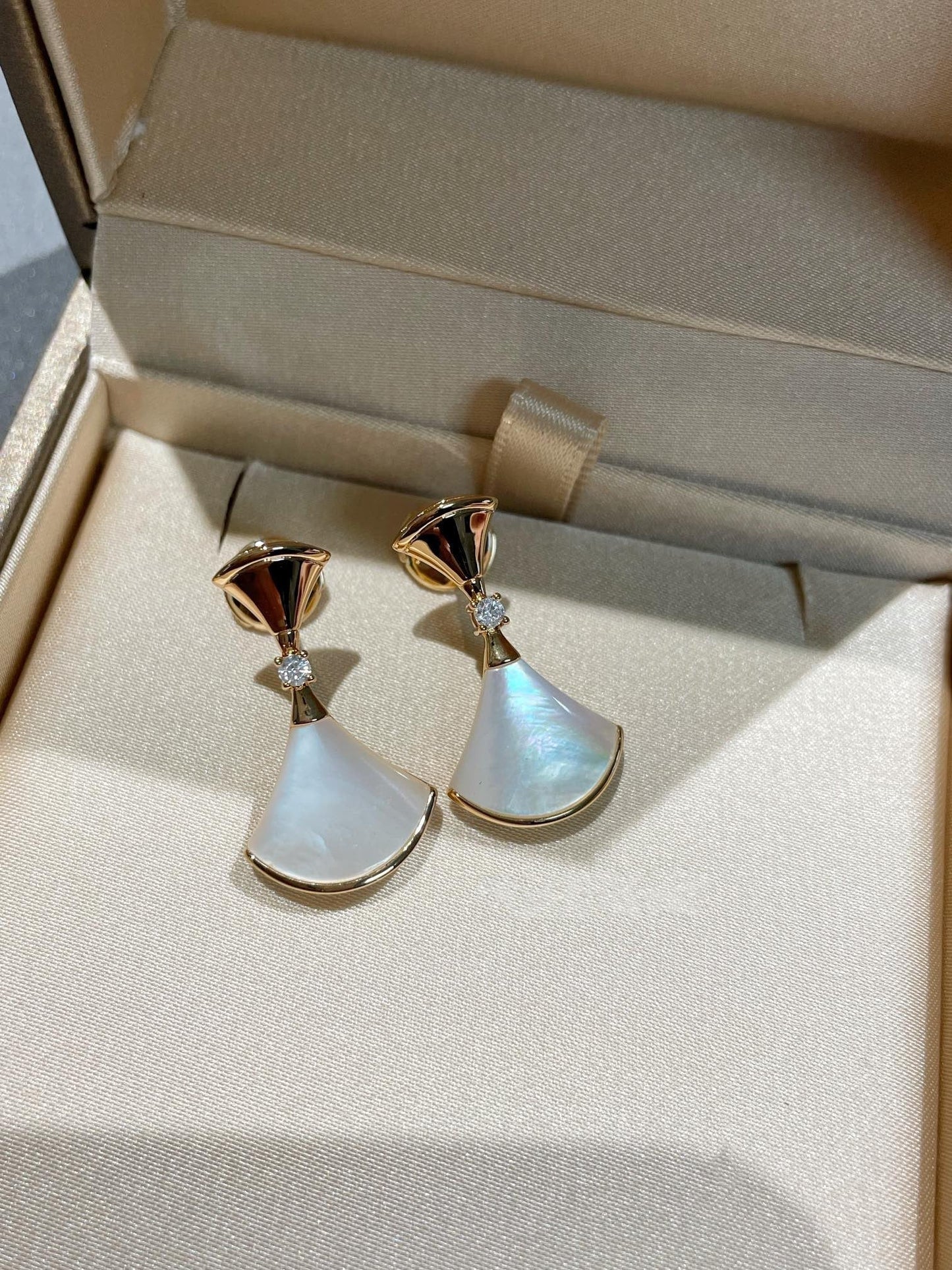 [Ornora Jewelry]DREAM MOP 1 DIAMOND EARRINGS