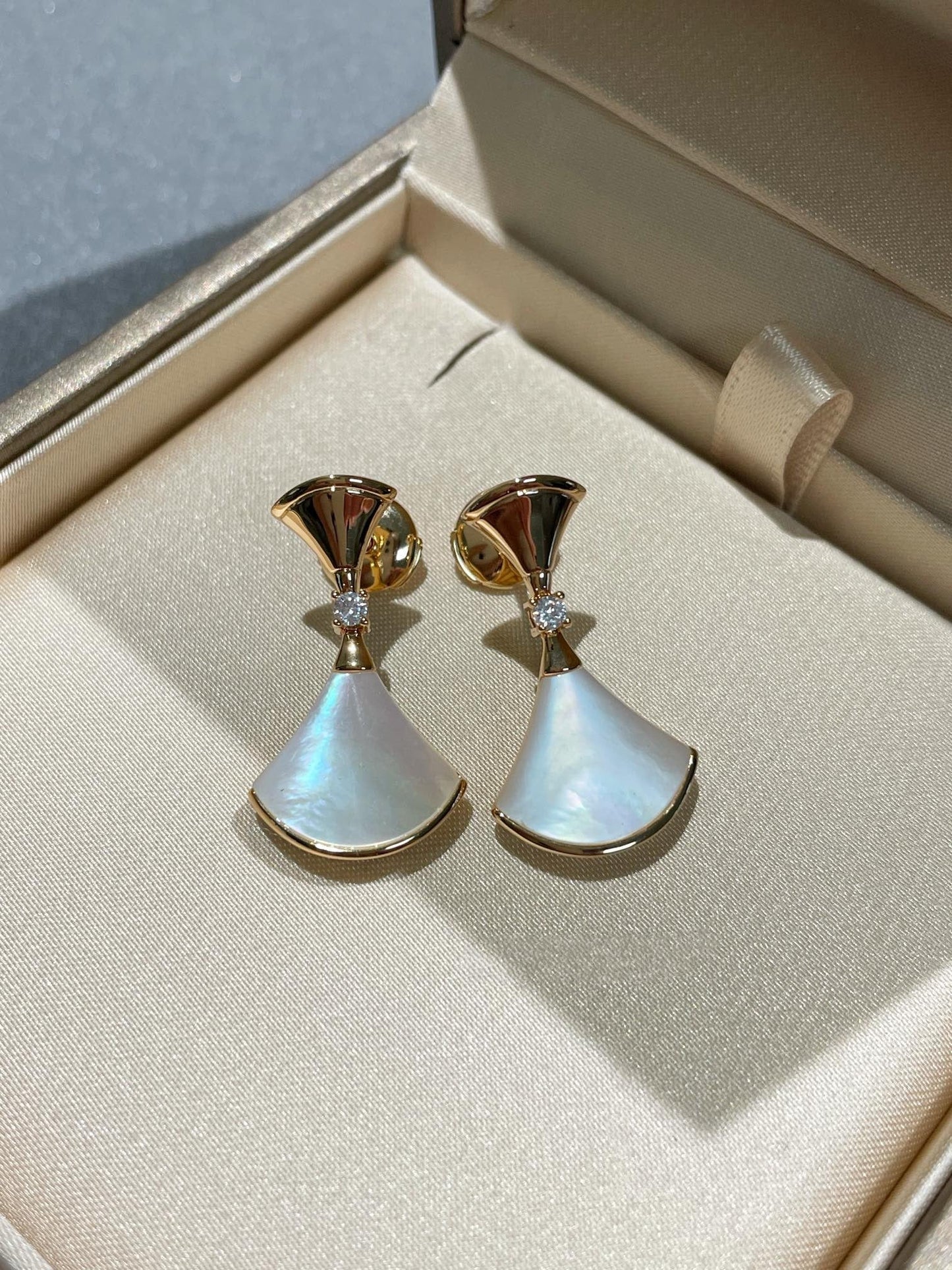 [Ornora Jewelry]DREAM MOP 1 DIAMOND EARRINGS