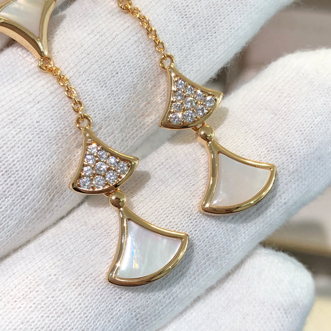 [Ornora Jewelry]DREAM EARRINGS 3 MOTIFS DIAMOND MOP PINK GOLD