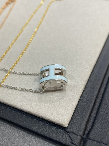 [Ornora Jewelry]POP H LIGHT BLUE NECKLACE