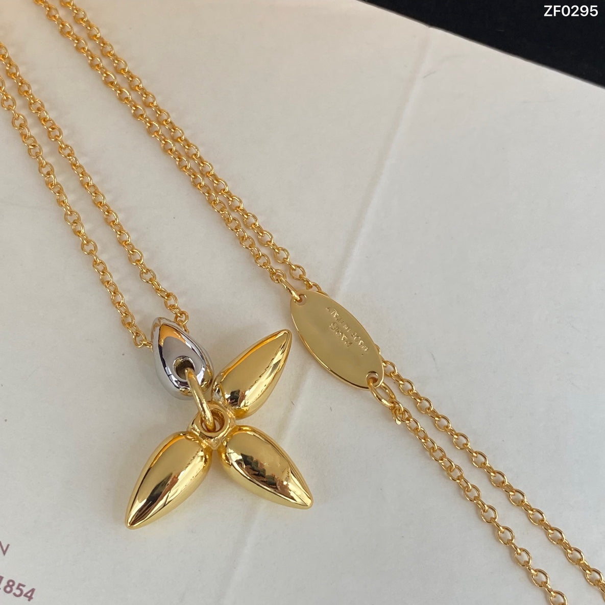 [Ornora Jewelry]LOUISETTE PEDANT GOLD NECKLACE