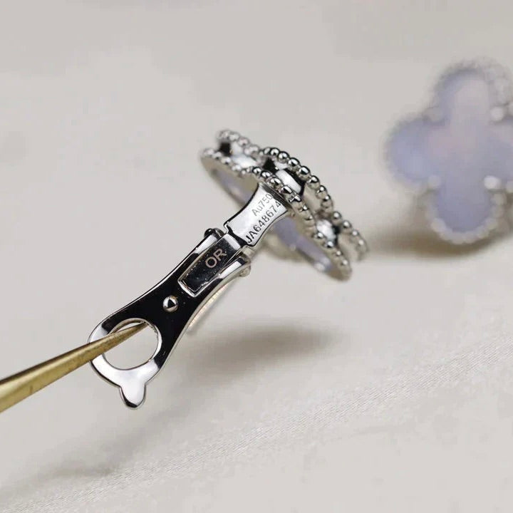 [Ornora Jewelry]CLOVER MEDIUM 1 MOTIFS  WHITE MOP EARRINGS SILVER