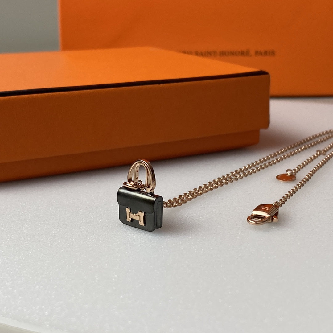 [Ornora Jewelry]CONSTANCE BLACK PEDANT PINK GOLD NECKLACE