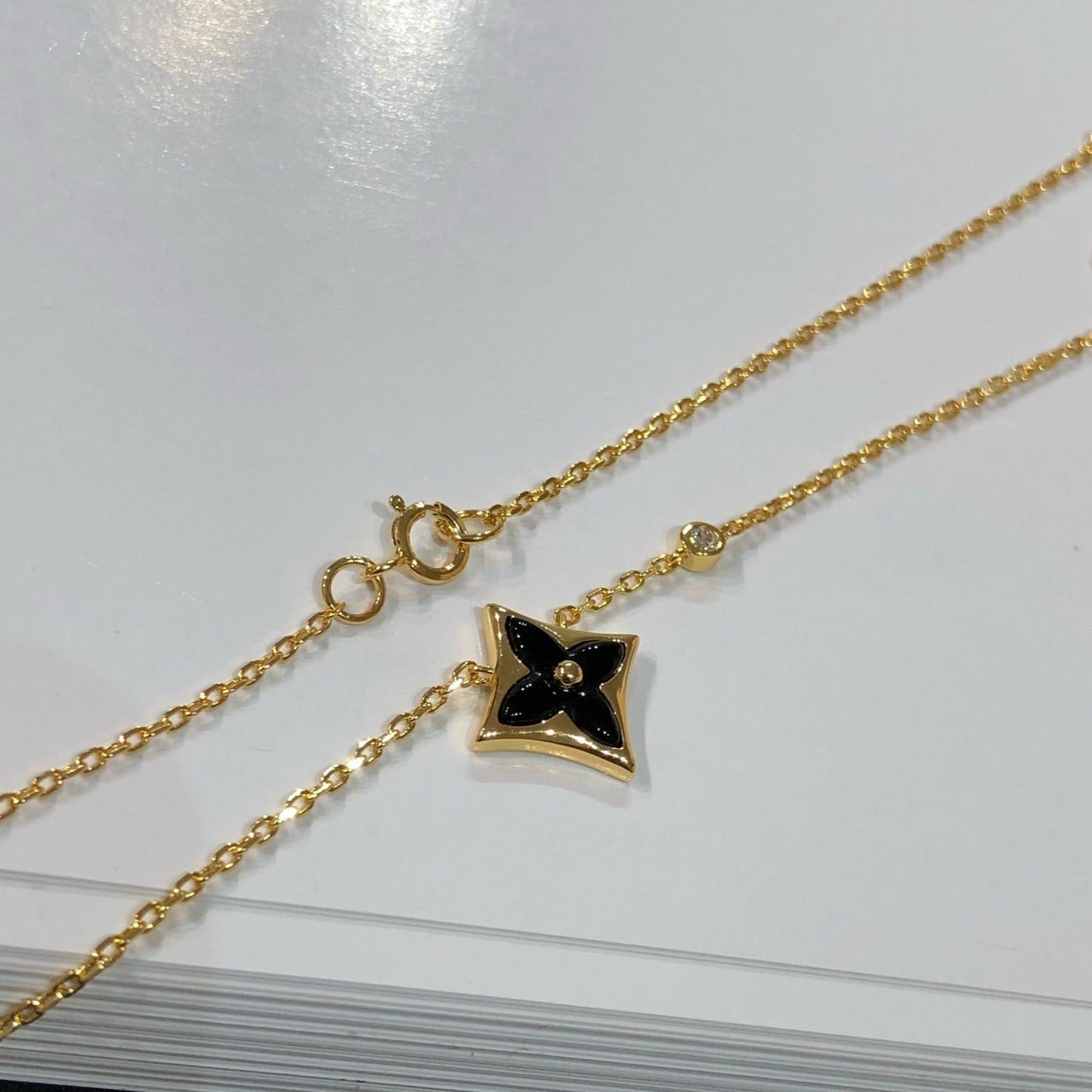 [Ornora Jewelry]STAR BLACK MOP NECKLACE