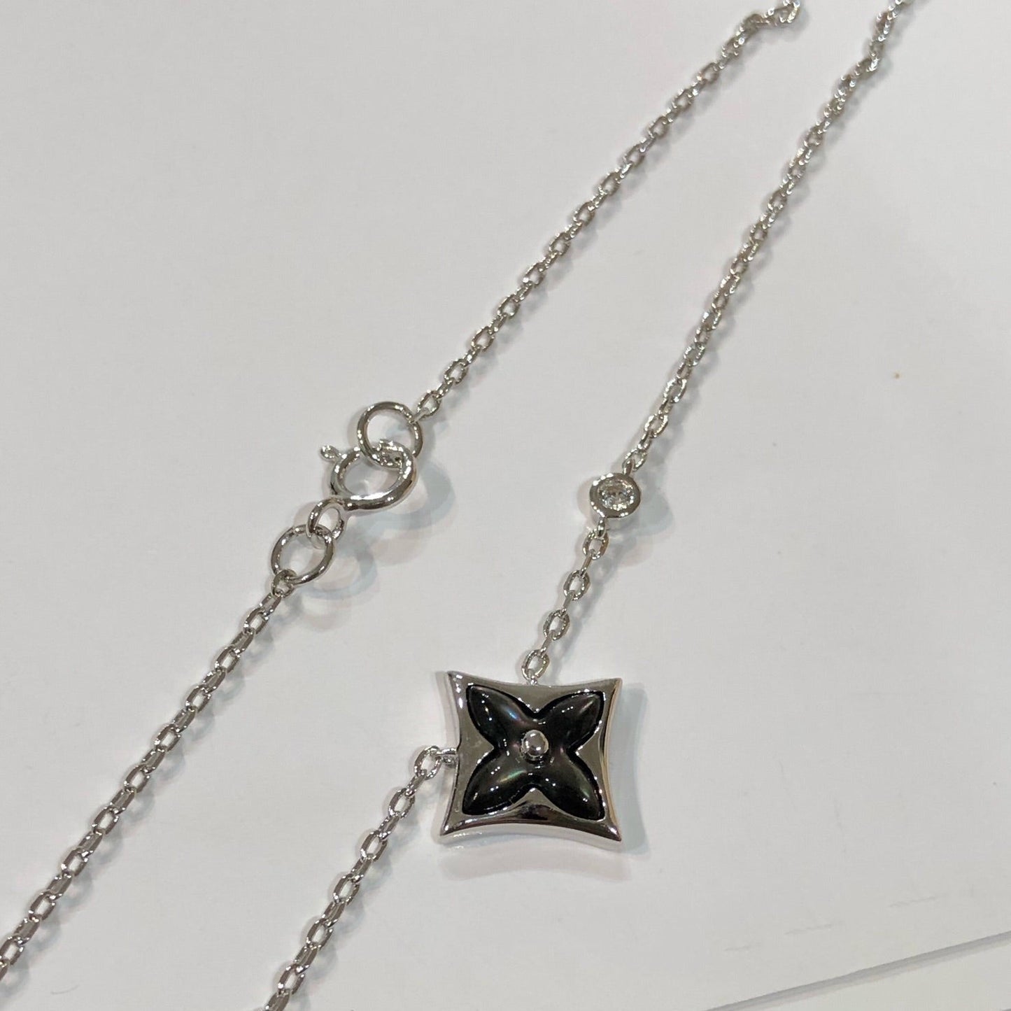 [Ornora Jewelry]STAR BLACK MOP NECKLACE