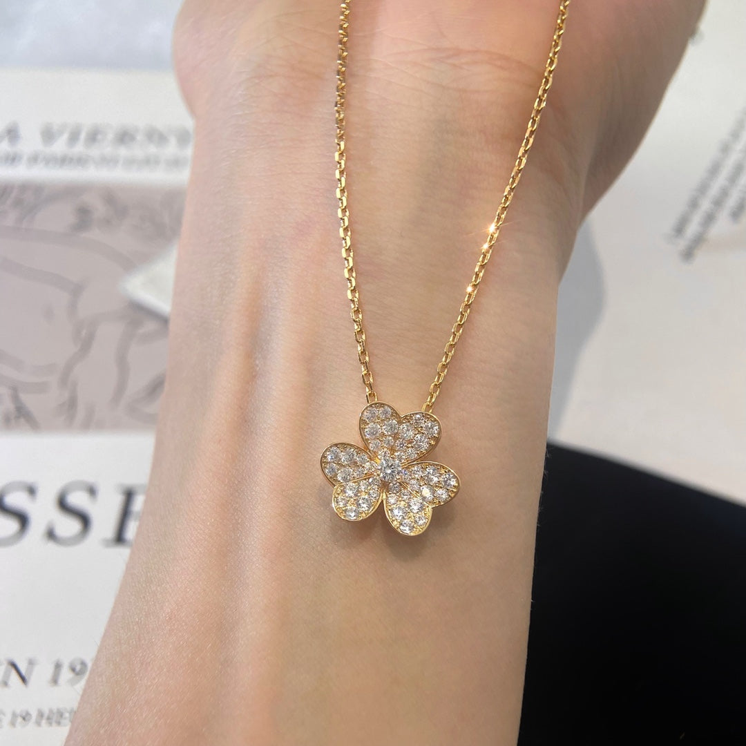 [Ornora Jewelry]FLOWER DIAMOND NECKLACE