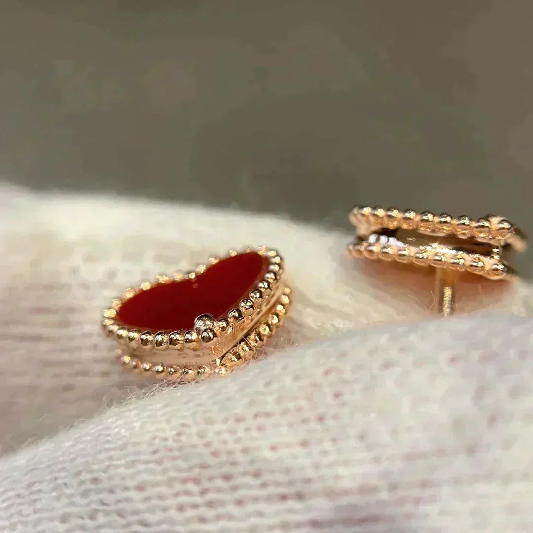 [Ornora Jewelry]HEART CARNELIAN STUD EARRINGS