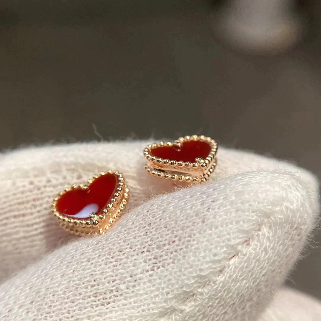 [Ornora Jewelry]HEART CARNELIAN STUD EARRINGS