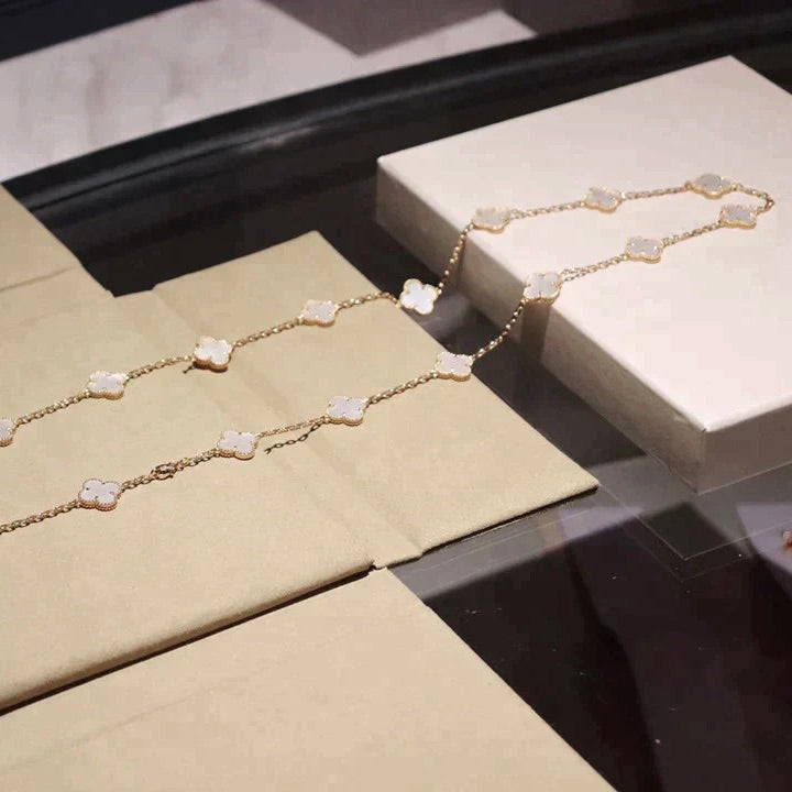 [Ornora Jewelry]CLOVER 20 MOTIFS WHITE MOP NECKLACE