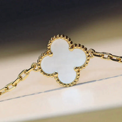 [Ornora Jewelry]CLOVER 20 MOTIFS WHITE MOP NECKLACE