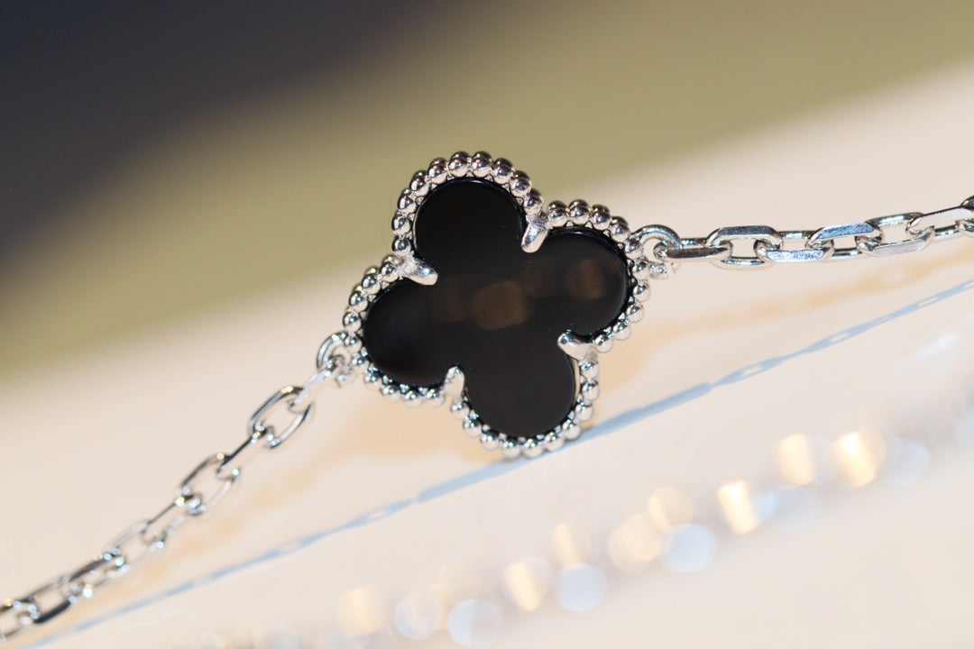 [Ornora Jewelry]CLOVER 20 MOTIFS ONYX DIAMOND SILVER