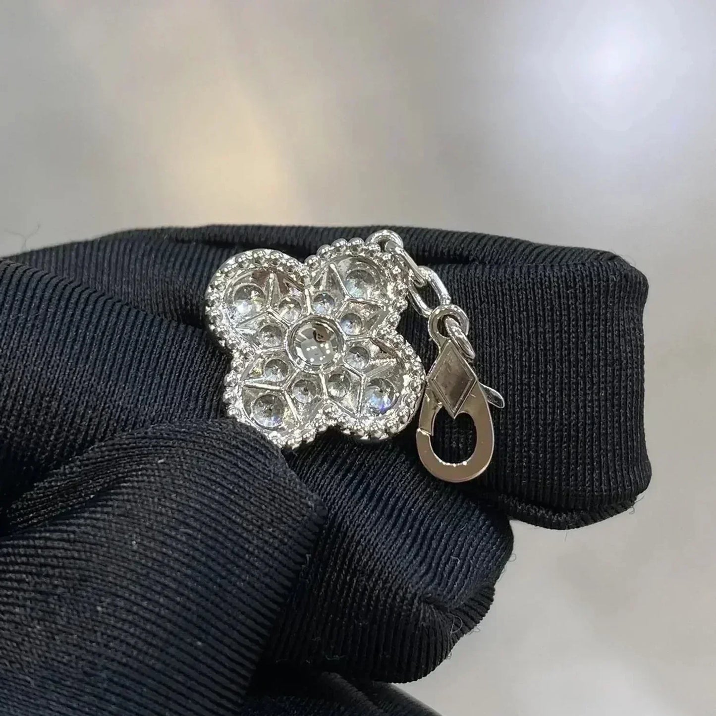 [Star  Jewelry] CLOVER 5 MOTIF FULL DIAMOND BRACELET COLLECTION