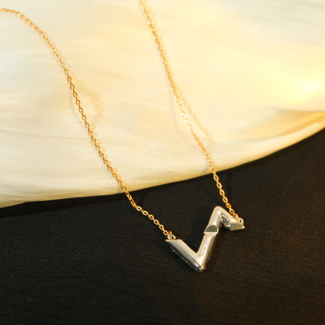 [Ornora Jewelry]VOLT SILVER DIAMOND PEDANT NECKLACE
