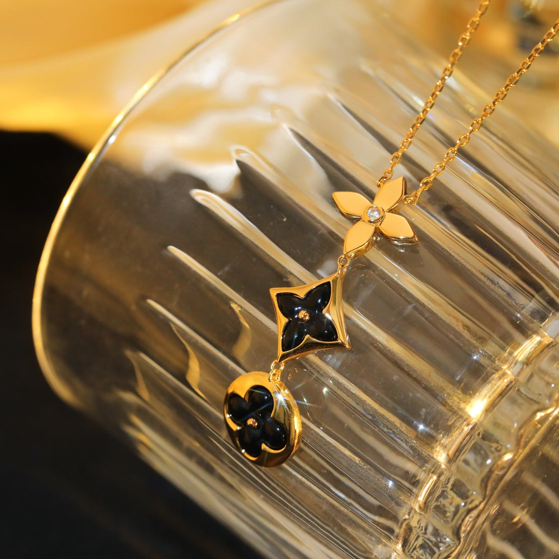 [Ornora Jewelry]STAR AND SUN ONYX PINK GOLD NECKLACE
