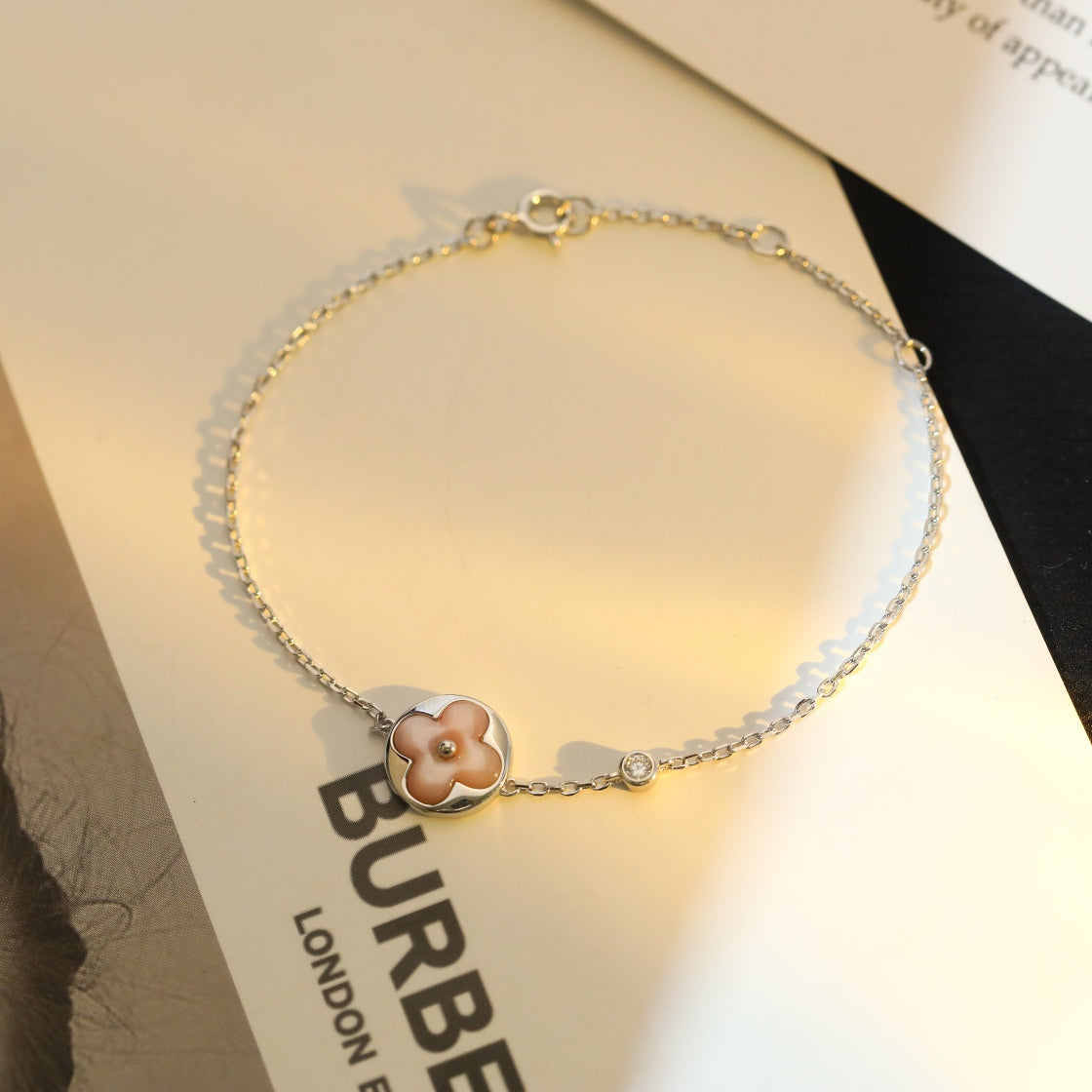 [Ornora Jewelry]SUN MOTIF PINK MOP SILVER BRACELET