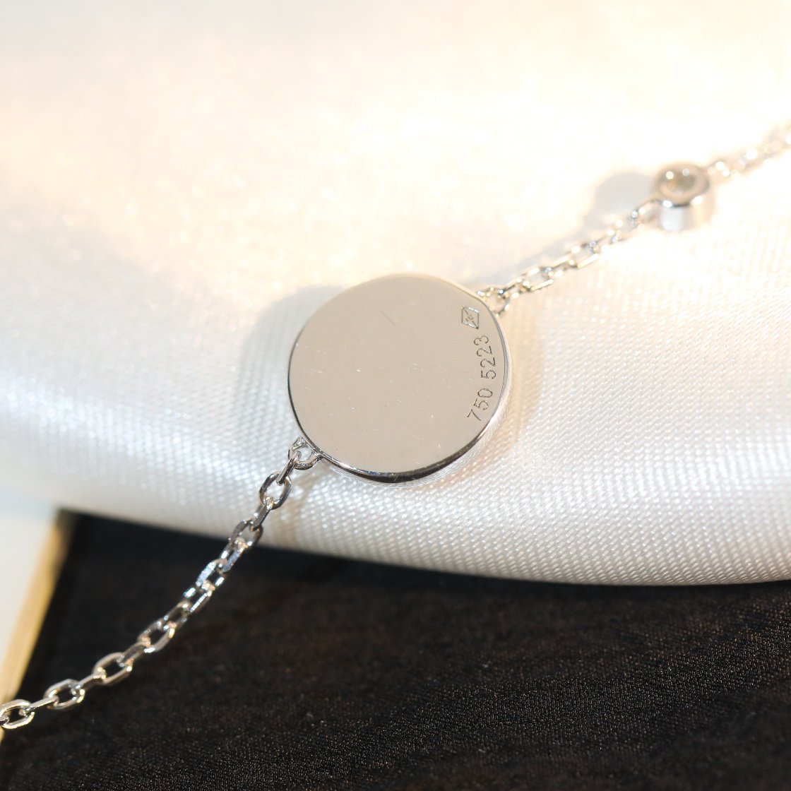 [Ornora Jewelry]SUN MOTIF PINK MOP SILVER BRACELET
