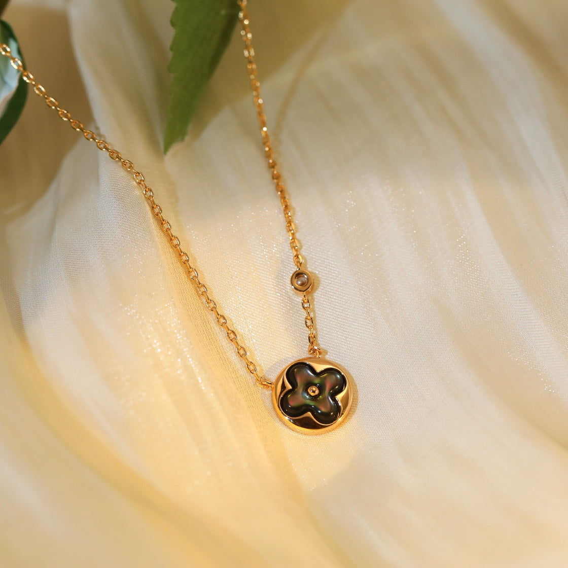 [Ornora Jewelry]SUN PEDANT PINK GOLD 1 DIAMOND NECKLACE