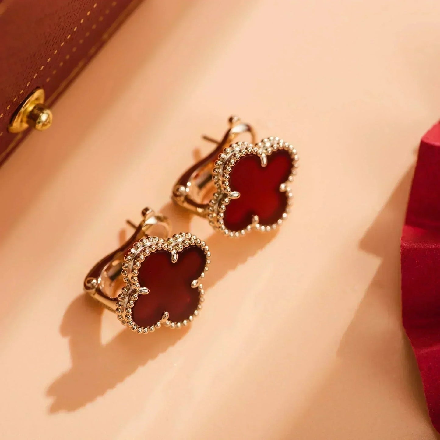 [Ornora Jewelry]CLOVER MEDIUM 1 MOTIFS CARNELIAN  EARRINGS