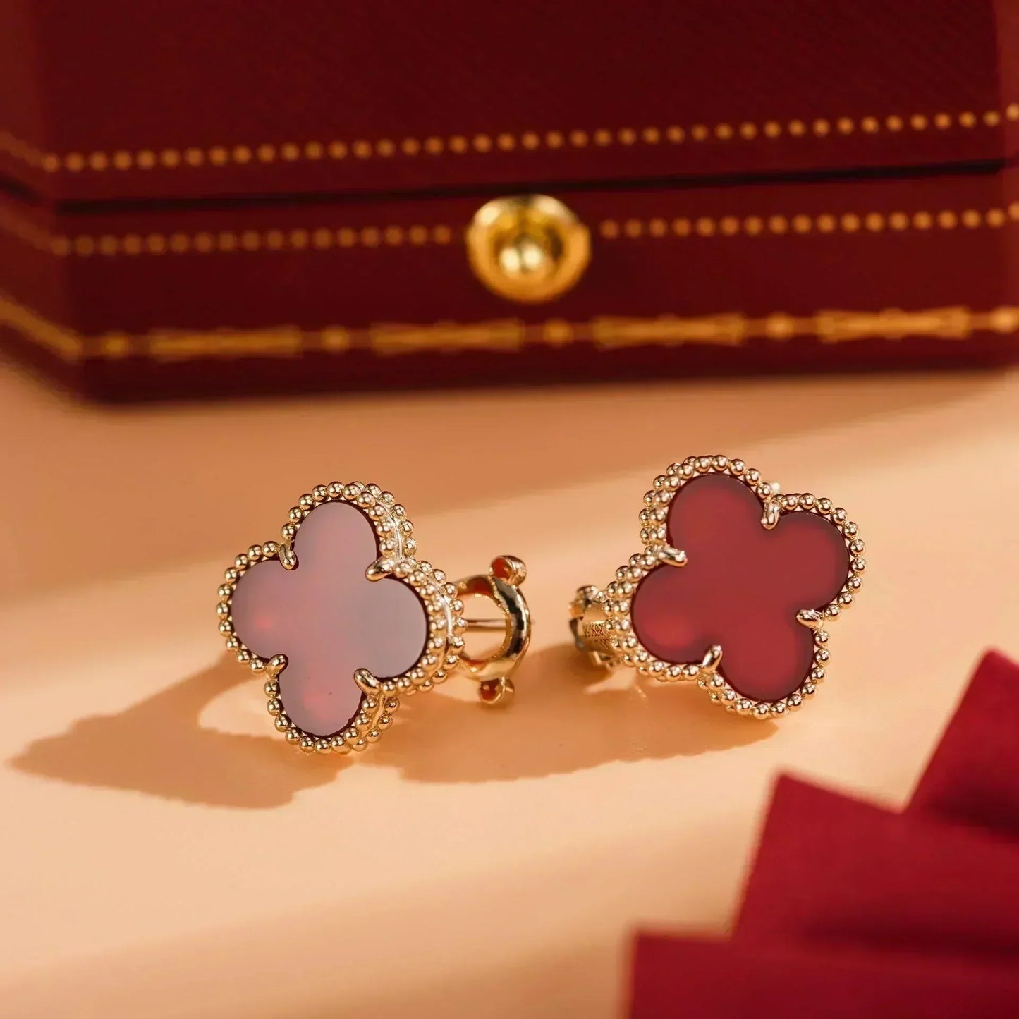 [Ornora Jewelry]CLOVER MEDIUM 1 MOTIFS CARNELIAN  EARRINGS