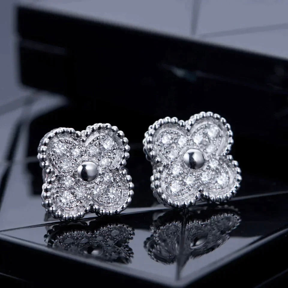 [Ornora Jewelry]CLOVER 1 MOTIFS DIAMOND STUD EARRINGS SILVER