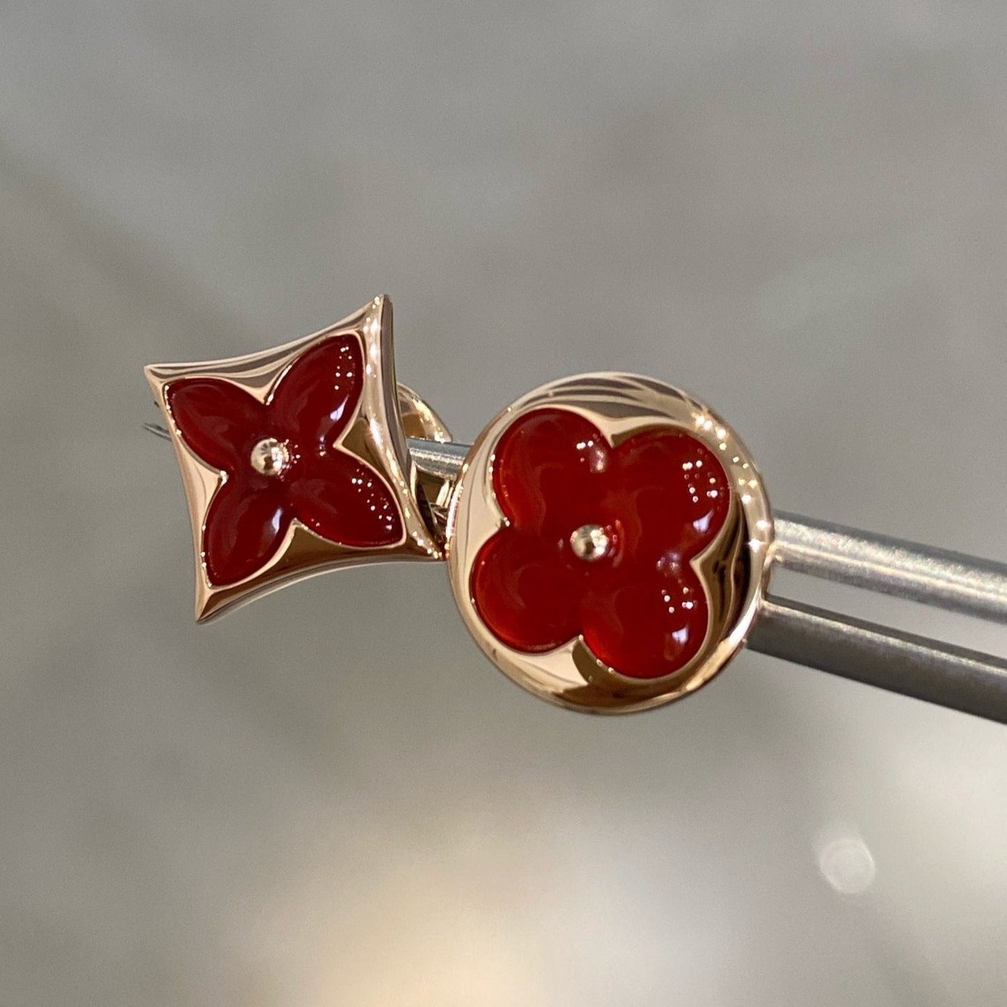 [Ornora Jewelry]STAR AND SUN PINK GOLD CARNELIAN STUD EARRINGS