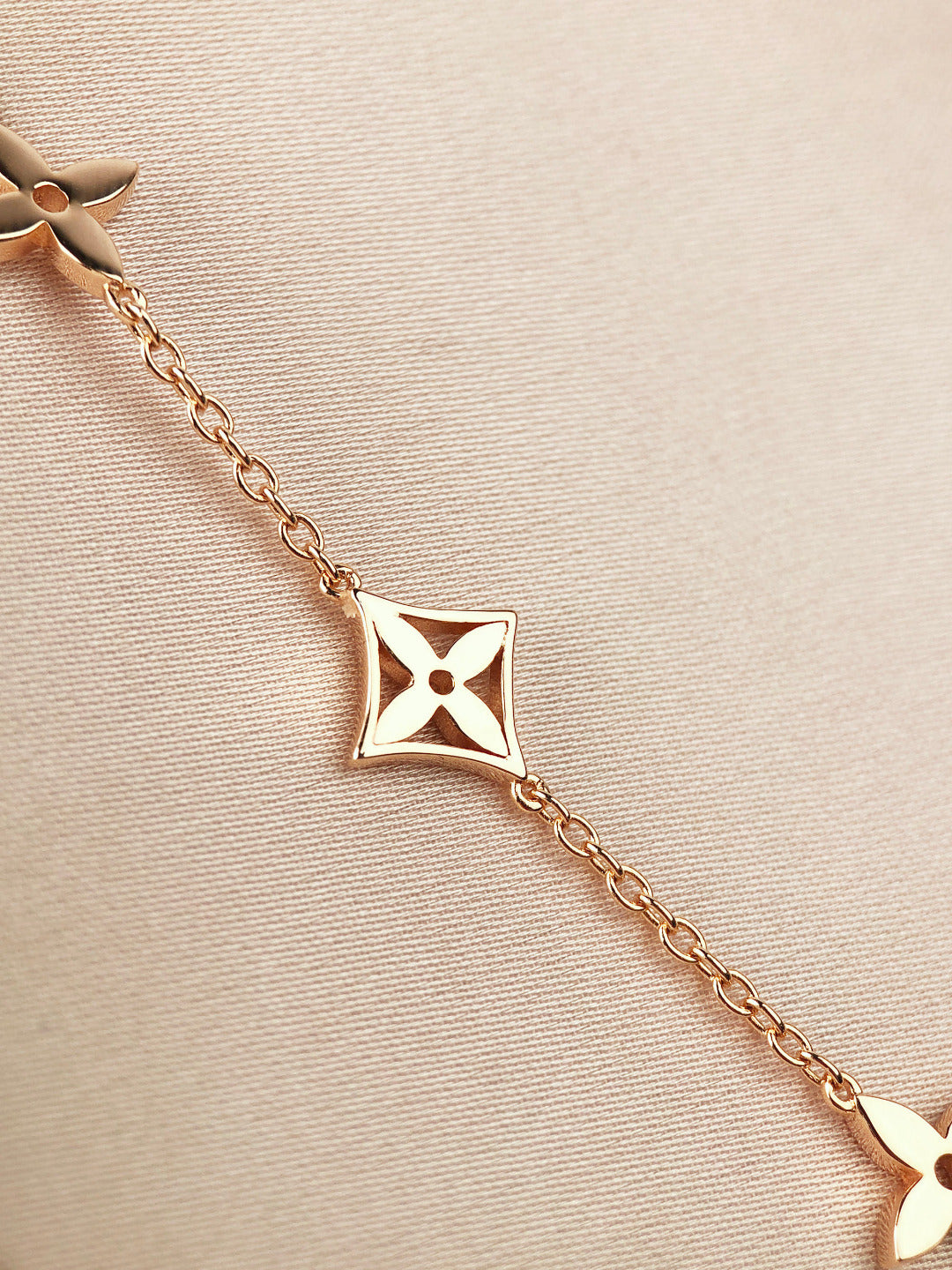 [Ornora Jewelry]STAR AND SUN 7 MOTIFS GOLD BRACELET