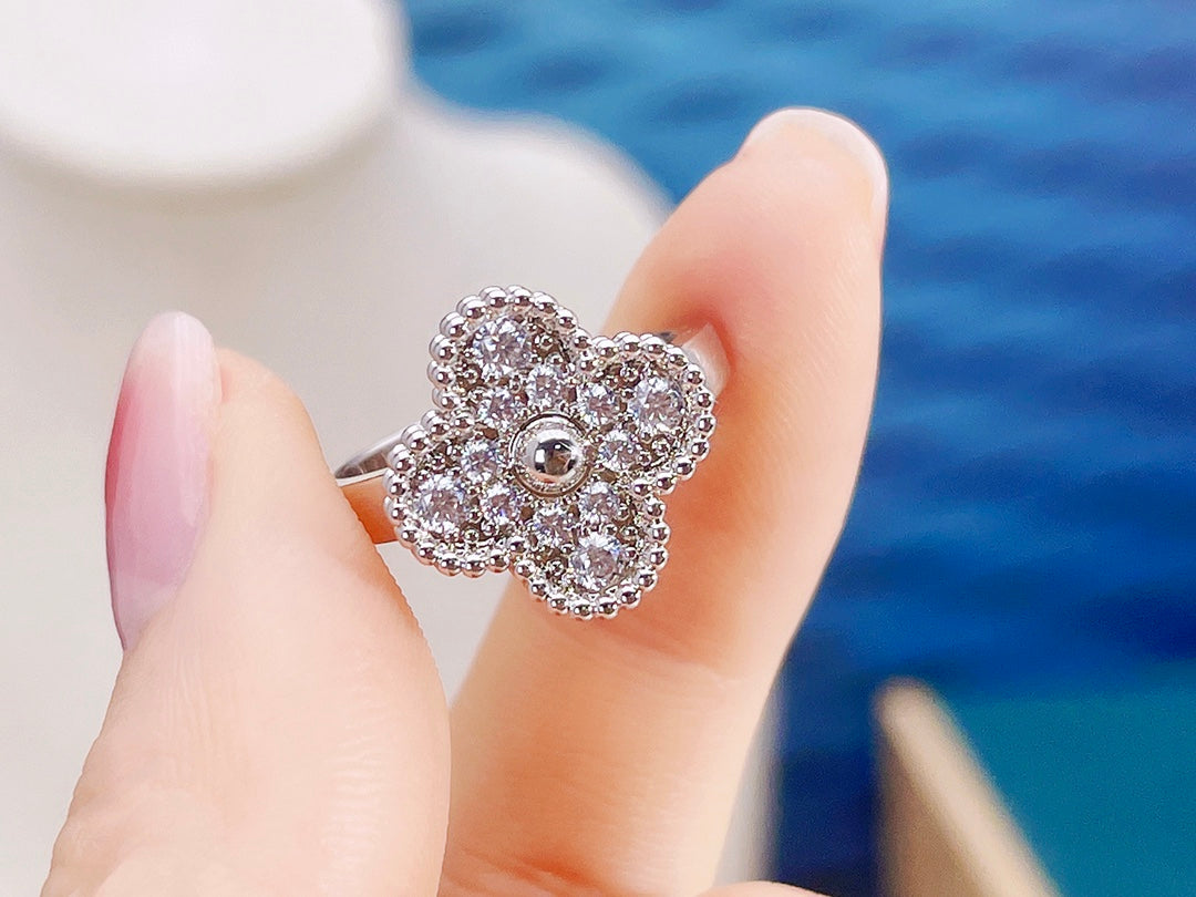 [Ornora Jewelry]CLOVER DIAMOND RING