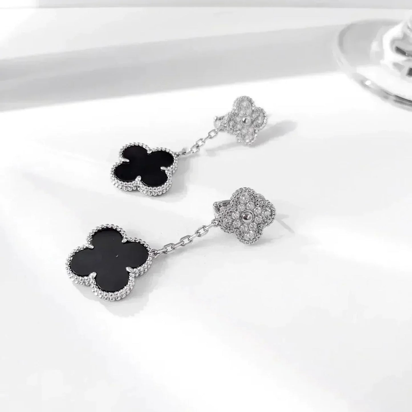 [Ornora Jewelry]CLOVER 2 MOTIFS  DIAMOND ONYX EARRINGS SILVER