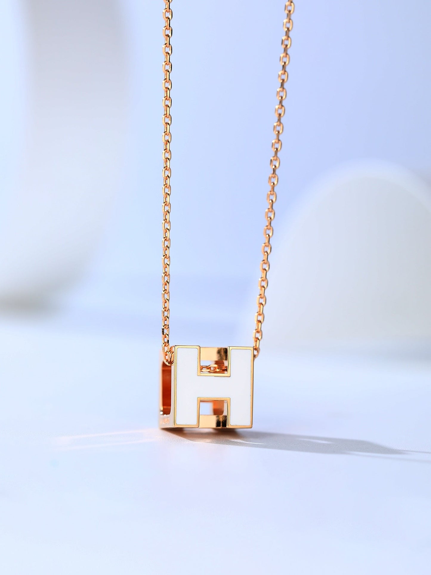 [Ornora Jewelry]H CAGE PINK GOLD NECKLACE